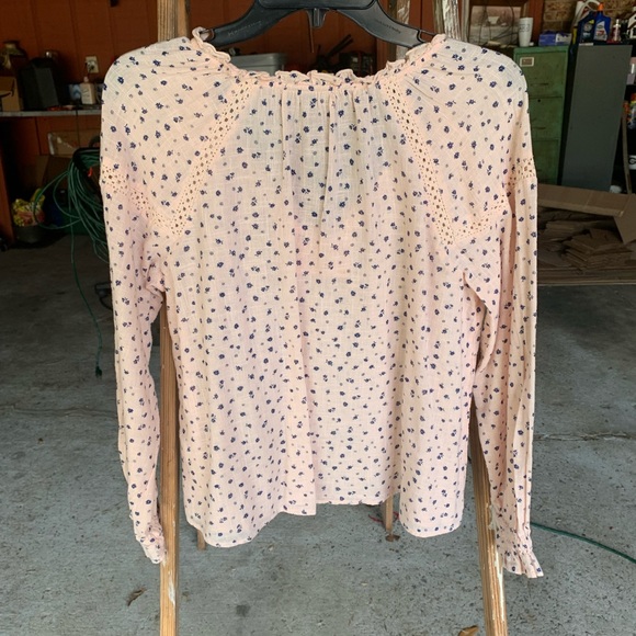 True Craft Peach Floral Blouse 🌸 - Picture 4 of 4